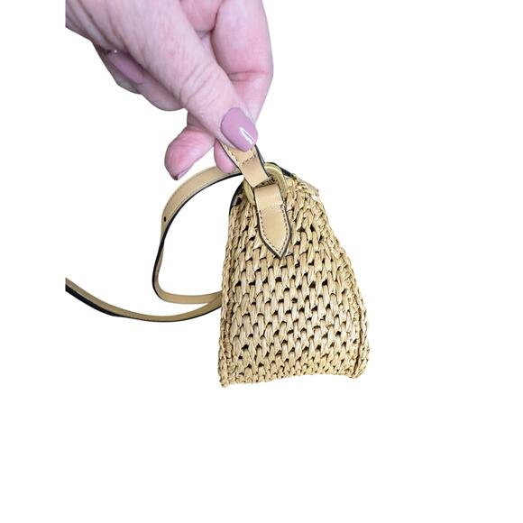 Oscar de la Renta NWT Oath Crochet Raffia Crossbody in Natural - Picture 12 of 16
